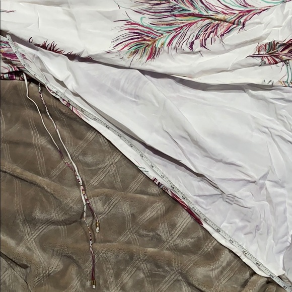 White Maxi Dress 💜 - Picture 3 of 5